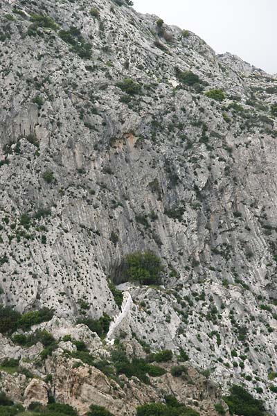 pythagoras cave