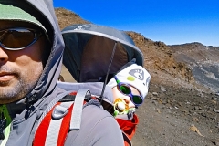 Some father/daughter alone time while mum is off to work, 8km & 400 v.m. hike down & back up on Sliding sands trail, Haleakalā NP