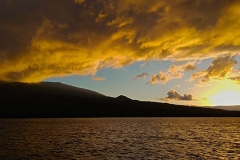 sunrise diving on south Maui coast (Pinnacles & 3 Arches) with Scuba Shack