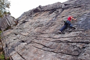 climbing some norwegian grade 5 routes in Gjokeredet, Sotra island