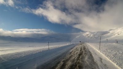 plenty of wind transported snow on Hemsedalsfjellet